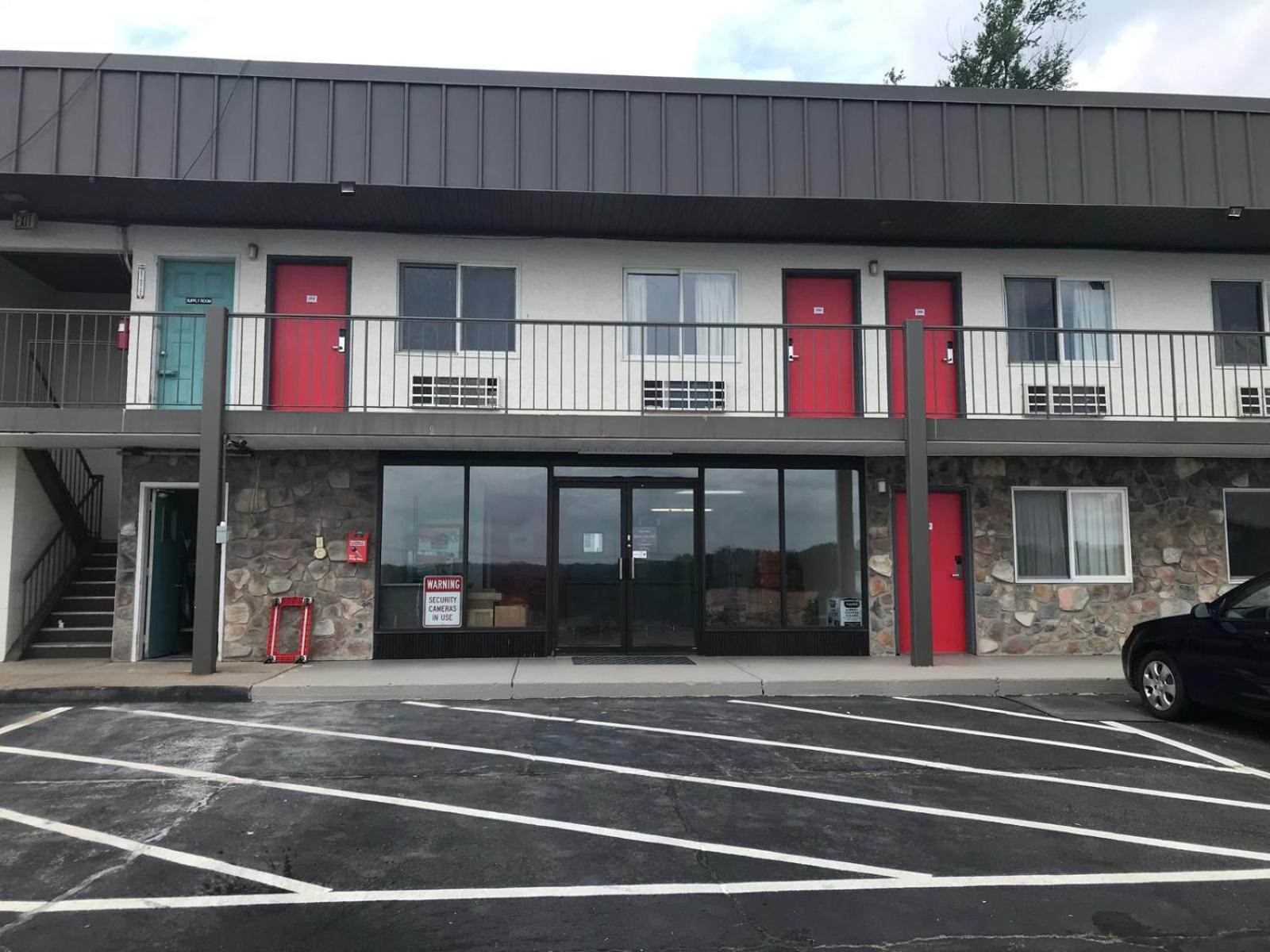 Super 8 By Wyndham Hazleton Motel Kültér fotó