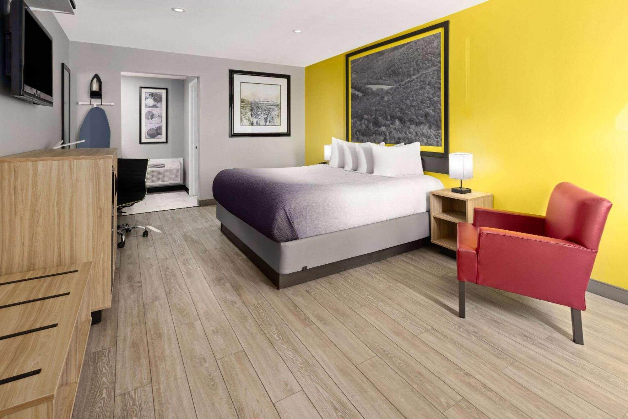 Super 8 By Wyndham Hazleton Motel Kültér fotó