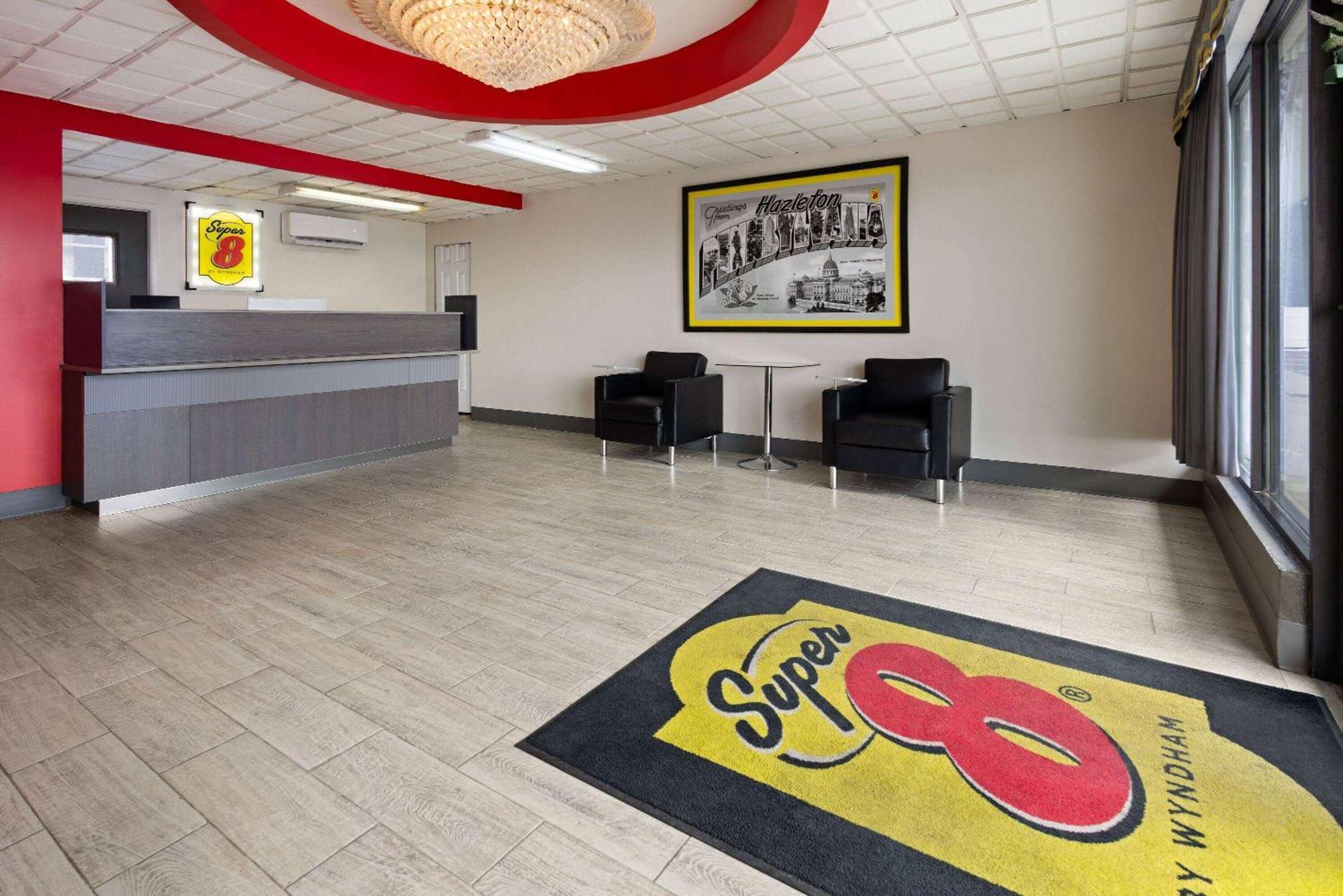 Super 8 By Wyndham Hazleton Motel Kültér fotó