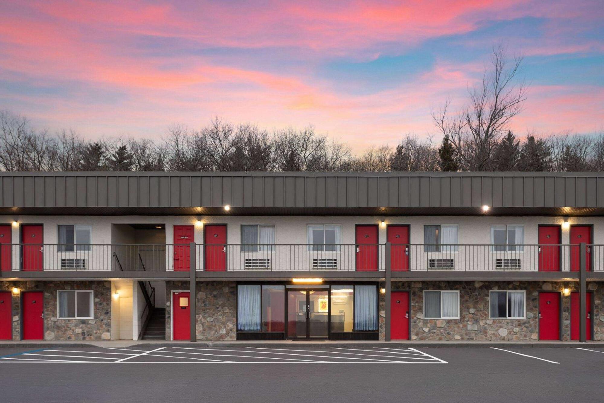 Super 8 By Wyndham Hazleton Motel Kültér fotó